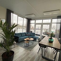 Verblijf 2101176 • Vakantiewoning Oostelijk Flevoland • Waterlodge 6  • 2 van 11