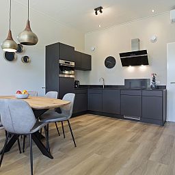 Verblijf 2101220 - Bungalow Oostelijk Flevoland - Waterparc Veluwemeer | 6-persoons welness bungalow | 6ELW