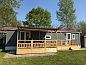 Guest house 2202112 • Fixed travel trailer Zuidelijk Flevoland • Chalet Zuiderzee  • 1 of 12