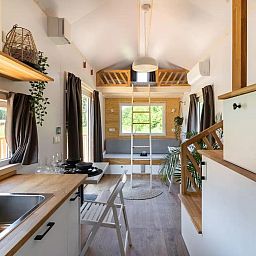 Verblijf 2202156 - Vakantiewoning Zuidelijk Flevoland - Vakantiehuis De Glamping - Gele Tiny House | 5p