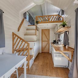 Verblijf 2202162 - Vakantiewoning Zuidelijk Flevoland - Vakantiehuis De Glamping - Tiny Safari Geel | 7p