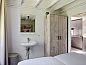 Guest house 2303105 • Holiday property Friese bossen • Bungalow het Roodborstje  • 6 of 8