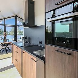 Guest house 260123 - Bungalow Het Friese platteland - 4-6 persoons wellness lodge | 4-6B2