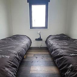 Guest house 260141 - Holiday property Het Friese platteland - Huisje in Easterlittens