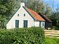 Verblijf 2616101 • Vakantiewoning Het Friese platteland • Huisje in Spanga  • 2 van 25