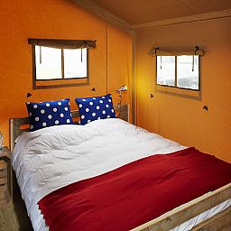 Guest house 2620902 - Tent house Het Friese platteland - Safaritent + Airco