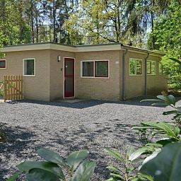 Ingang van Vakantiehuisje in Winterswijk, midden in de groene Achterhoek.