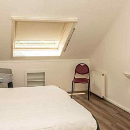 Spielplatz und Trampolin im Garten des Ferienhauses DG694, Aalten.