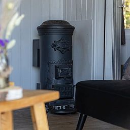 Bubbling Jacuzzi in Holiday Home in Vragender, Achterhoek, Gelderland. Relax in luxury amidst nature.
