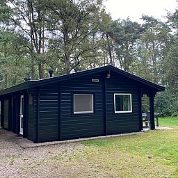Rustiek vakantiehuisje in Hengelo met bosrijke omgeving in de Achterhoek, Gelderland.
