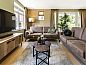 Guest house 295006 • Bungalow Achterhoek • Stroombroek | 8-persoons woning | 8L  • 2 of 18