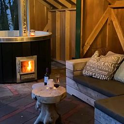 Guest house 295830 - Holiday property Achterhoek - De Essenburgh met hottub en sauna