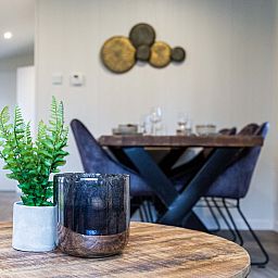 Attractive living room in Luna vacation home, Ede, Veluwe, with decorative elements.