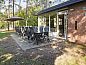 Verblijf 321165 • Bungalow Veluwe • Miggelenberg | 18-persoons reuniebungalow | 18C  • 8 van 17