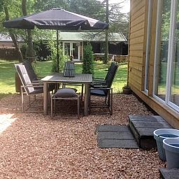 Ferienhaus in Voorthuizen mit grossem Garten in der Veluwe, Gelderland. Geniessen Sie die gruene Umgebung und die Ruhe in diesem charmanten Ferienhaus.
