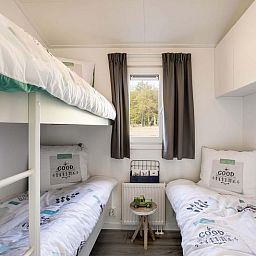 Kinderkamer met stapelbed in Ferox 5 personen Wellness vakantiehuis, Lunteren, Veluwe, perfect voor gezinnen.