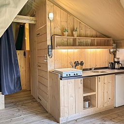 Guest house 352504 - Tent house Zuidoost Groningen - Safaritent incl. sanitair