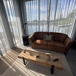 Verblijf 371420 - Appartement Midden Limburg - Appartement Maasterp - Woonboot 1