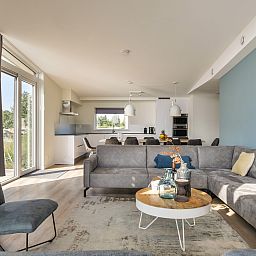 Verblijf 380858 - Bungalow Noord Limburg - 12-persoons watervilla | 12CE