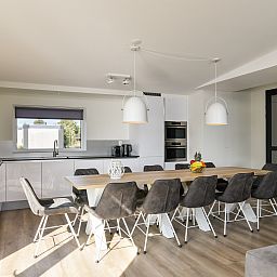 Verblijf 380858 - Bungalow Noord Limburg - 12-persoons watervilla | 12CE