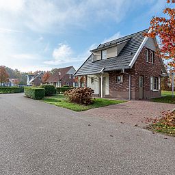 Vrijstaande woning in Arcen, Noord Limburg, biedt een charmant vakantiehuis met een uitnodigende omgeving en prachtig uitzicht op de natuur.