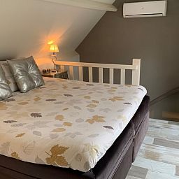 Comfortabele slaapkamer in Vakantiehuisje in Heythuysen, Noord Limburg, Limburg.