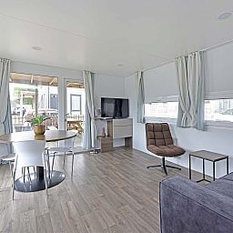 Guest house 3909168 - Chalet Zuid Limburg - Chalet in Gulpen