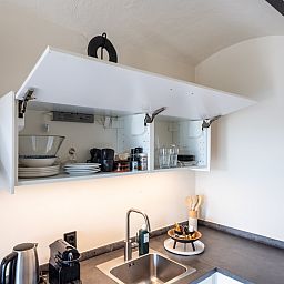 Luxurioeses Badezimmer im Ferienhaus L328 in Epen, Suedlimburg, mit moderner Badewanne und ruhiger Atmosphaere fuer hoechsten Komfort.