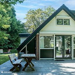 Guest house 393961 - Bungalow Zuid Limburg - Vakantiebungalow 127 De Smokkelaar