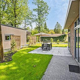 Berkenhof with hot tub, vacation home in Lage Mierde, Kempen. Enjoy the sunny terrace and green surroundings in North Brabant.