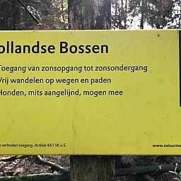 Zugangsschild Hollandse Bossen in der Naehe des Ferienhauses in Baarle Nassau, ideal fuer Wanderungen in Nordbrabant.
