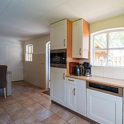 Moderne Kueche im Ferienhaus Achter de Vijf Linden, Knegsel, Kempen.