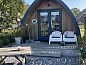 Guest house 427304 • Holiday property Hart van Brabant • Modern 2-persoons tiny house met hottub in Uitwijk, nabij  • 2 of 18