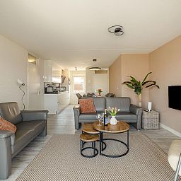Guest house 4504551 - Holiday property Noordzeekust - Dorpsplein 42