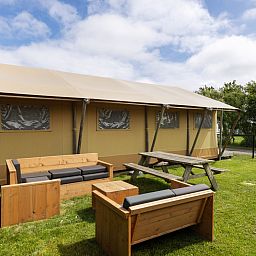 Guest house 4504560 - Tent house Noordzeekust - «Safaritent» 5K