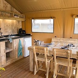Guest house 4504560 - Tent house Noordzeekust - «Safaritent» 5K