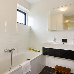 Verblijf 454080 - Bungalow Noordzeekust - Beach Resort Ooghduyne | 6-persoons kindervilla | 6LK