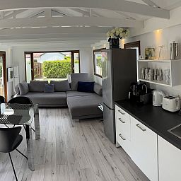 Verblijf 460139 - Vakantiewoning IJsselmeerkust - Vakantiehuis in Wervershoof mit Terrasse und Garten