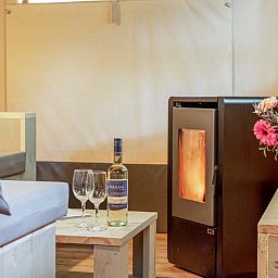 Unterkunft 461622 - Zelthaus IJsselmeerkust - De Bosvilla | 8 Pers. | Kachel