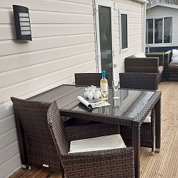 Guest house 470854 - Chalet Waddenkust - Recreatiepark Wiringherlant - Wiringher Chalet 83