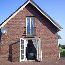 Gemuetliches Ferienhaus in Anna Paulowna mit Fenstertueren, gelegen in Nordholland, Wattenkueste.