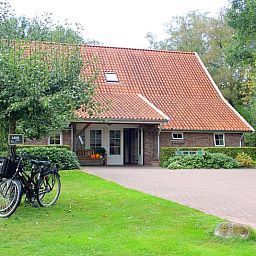 Ferienhaus in De Lutte, ein charmantes Ferienhaus in der gruenen Umgebung von De Lutte, Twente, Overijssel.