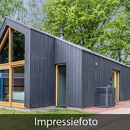 Vakantiehuis Vrijstaande woning in Beuningen, Twente, modern design in bosrijke setting.