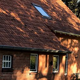 Dachschraege von Cottage in Weerselo, Ferienhaus in Twente, Overijssel mit rustikaler Ausstrahlung.