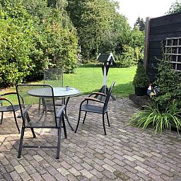 Moderne keuken in vakantiehuis OV424, Westerhaar-Vriezenveensewijk, Twente, Overijssel.