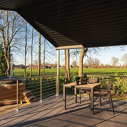 Verblijf 523147 - Vakantiewoning Twente - Terras Lodge + sauna en hottub