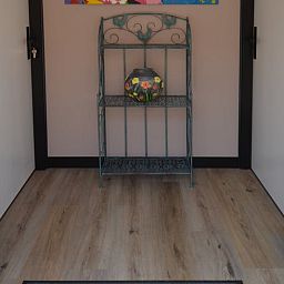 Vakantiehuis in Denekamp, stijlvolle hal in de vakantiewoning in Twente, Overijssel.