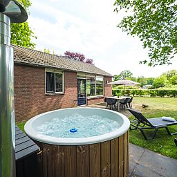 Verblijf 524676 - Vakantiewoning Twente - FC Mölke stadion