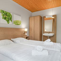 Guest house 5302157 - Bungalow Salland - Twenhaarsveld | 18-persoons reuniebungalow | 18C