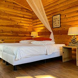 Unterkunft 5302161 - Ferienhaus Salland - Romantic Lodge met hottub&bad